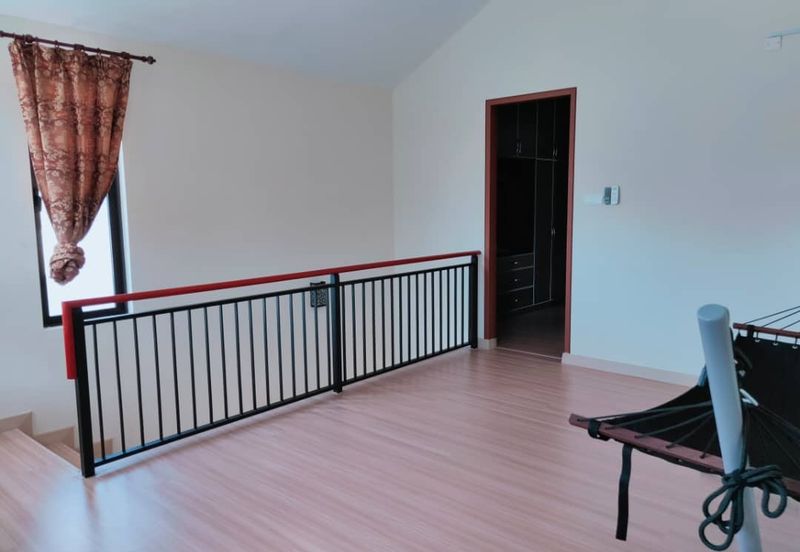 Persiaran Puncak Alam 1 