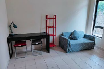 Persiaran Puncak Alam 1 