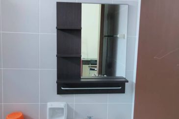 Persiaran Puncak Alam 1 