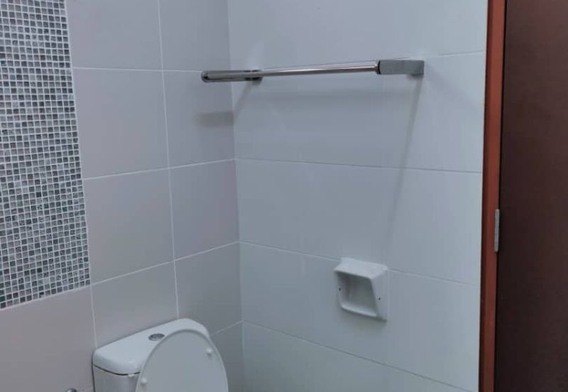 Persiaran Puncak Alam 1 