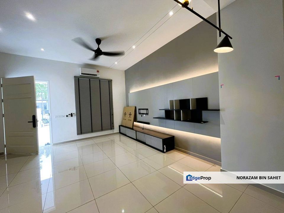 GRAHAM GARDEN ECO GRANDEUR BANDAR PUNCAK ALAM SELANGOR 2 STOREY TERRACE FOR SALE, Selangor, Bandar Puncak Alam