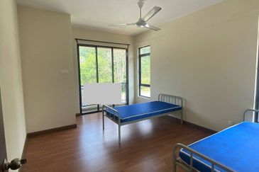 PUNCAK BESTARI BANDAR PUNCAK ALAM SELANGOR 2 STOREY SEMI D FOR SALE