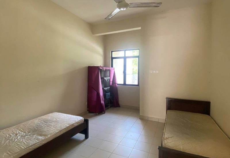 PUNCAK BESTARI BANDAR PUNCAK ALAM SELANGOR 2 STOREY SEMI D FOR SALE