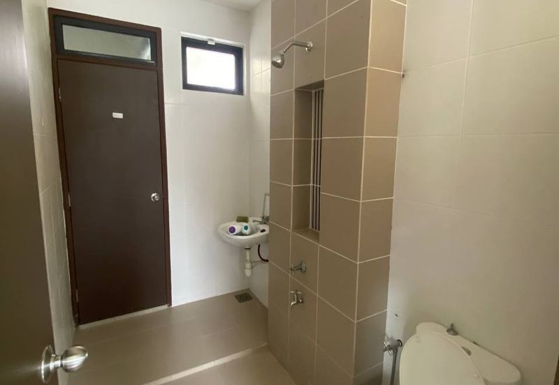 PUNCAK BESTARI BANDAR PUNCAK ALAM SELANGOR 2 STOREY SEMI D FOR SALE