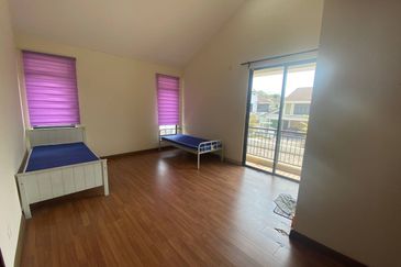 PUNCAK BESTARI BANDAR PUNCAK ALAM SELANGOR 2 STOREY SEMI D FOR SALE