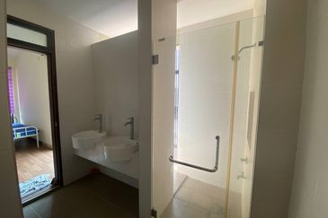 PUNCAK BESTARI BANDAR PUNCAK ALAM SELANGOR 2 STOREY SEMI D FOR SALE