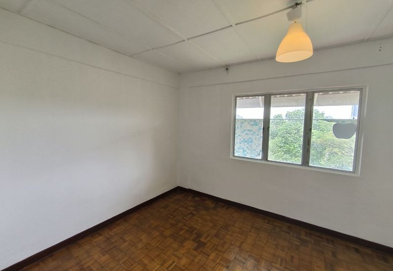 Pangsapuri Kiambang, Bukit Subang