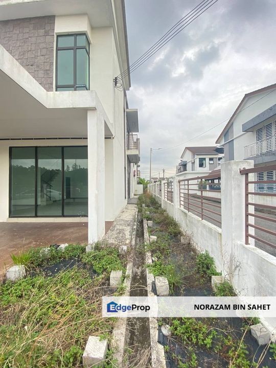 KOTA WARISAN SEPANG END LOT 2 STOREY TERRACE FOR SALE, Selangor, Sepang