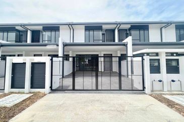 Nadira 3 @ Bukit Raja