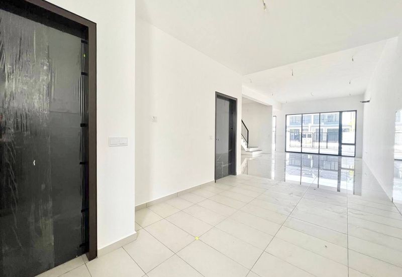 Nadira 3 @ Bukit Raja