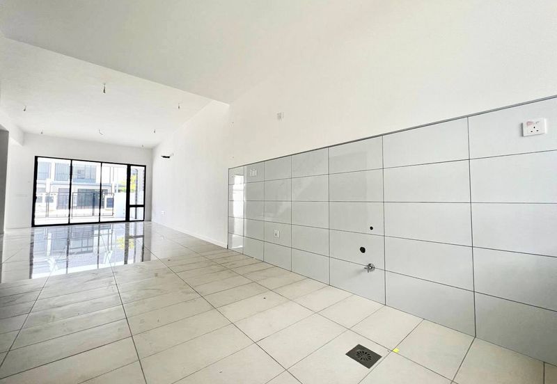 Nadira 3 @ Bukit Raja