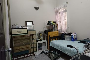 JALAN BIRAI BUKIT JELUTONG SHAH ALAM SELANGOR FREEHOLD 2 STOREY SUPERLINK TERRACE FOR SALE