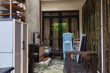 JALAN BIRAI BUKIT JELUTONG SHAH ALAM SELANGOR FREEHOLD 2 STOREY SUPERLINK TERRACE FOR SALE