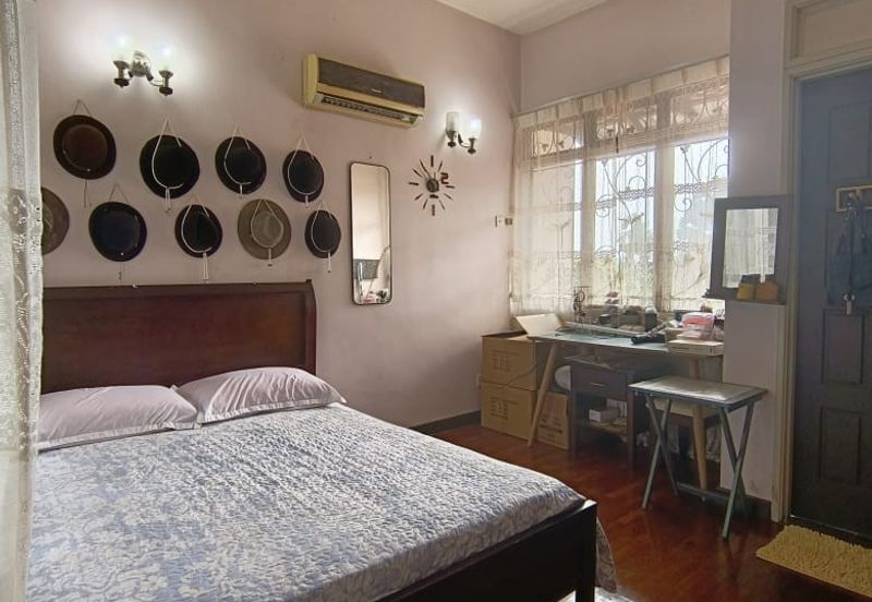 JALAN BIRAI BUKIT JELUTONG SHAH ALAM SELANGOR FREEHOLD 2 STOREY SUPERLINK TERRACE FOR SALE