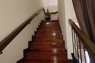 JALAN BIRAI BUKIT JELUTONG SHAH ALAM SELANGOR FREEHOLD 2 STOREY SUPERLINK TERRACE FOR SALE