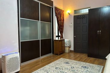 JALAN BIRAI BUKIT JELUTONG SHAH ALAM SELANGOR FREEHOLD 2 STOREY SUPERLINK TERRACE FOR SALE