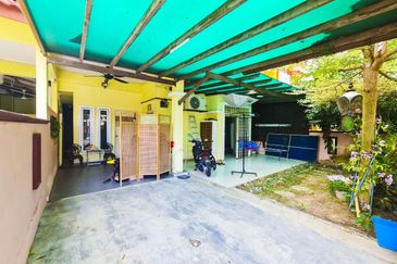 AZ-ZAHARAH SINAR ALAM BANDAR PUNCAK ALAM SELANGOR 2 STOREY SEMI D CLUSTER FOR SALE