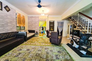 AZ-ZAHARAH SINAR ALAM BANDAR PUNCAK ALAM SELANGOR 2 STOREY SEMI D CLUSTER FOR SALE