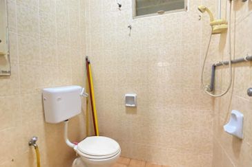 Persiaran Puncak Alam 1 