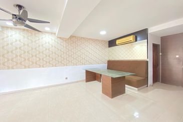 Persiaran Puncak Alam 1 