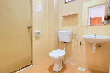 Persiaran Puncak Alam 1 