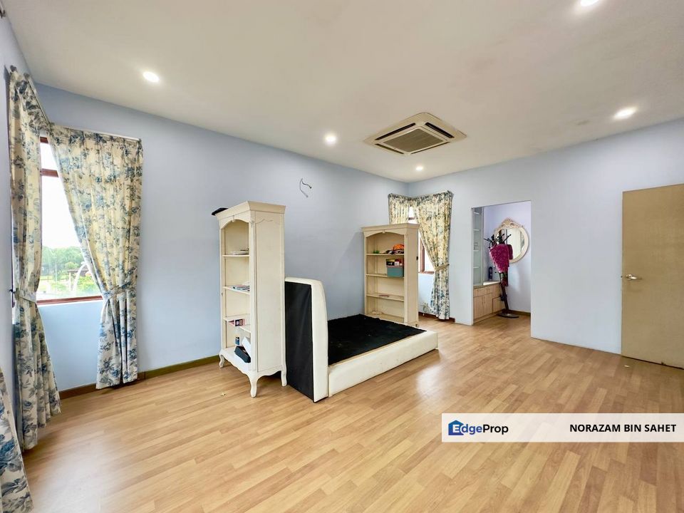 MAYANG SUTERA TTDI JAYA SEKSYEN U2 SHAH ALAM SELANGOR FREEHOLD 2 STOREY END LOT TERRACE HOUSE FOR SALE, Selangor, Taman TTDI Jaya 