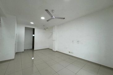 Persiaran Puncak Alam 1 