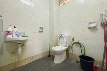 Pangsapuri Seroja Bukit Jelutong