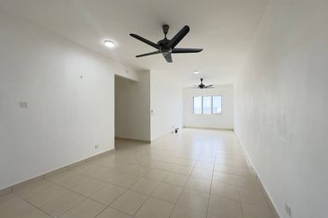 De Bayu Apartment @ Setia Alam