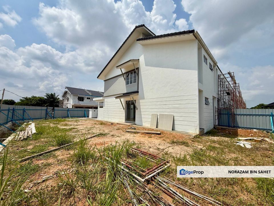 SEKSYEN 29 KG LOMBONG SHAH ALAM SELANGOR TERES 2 TINGKAT FREEHOLD FORSALE, Selangor, Shah Alam