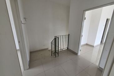 Seksyen 30, Shah Alam