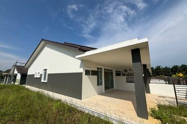 Taman Jenjarom Permai