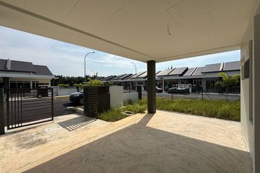 Taman Jenjarom Permai