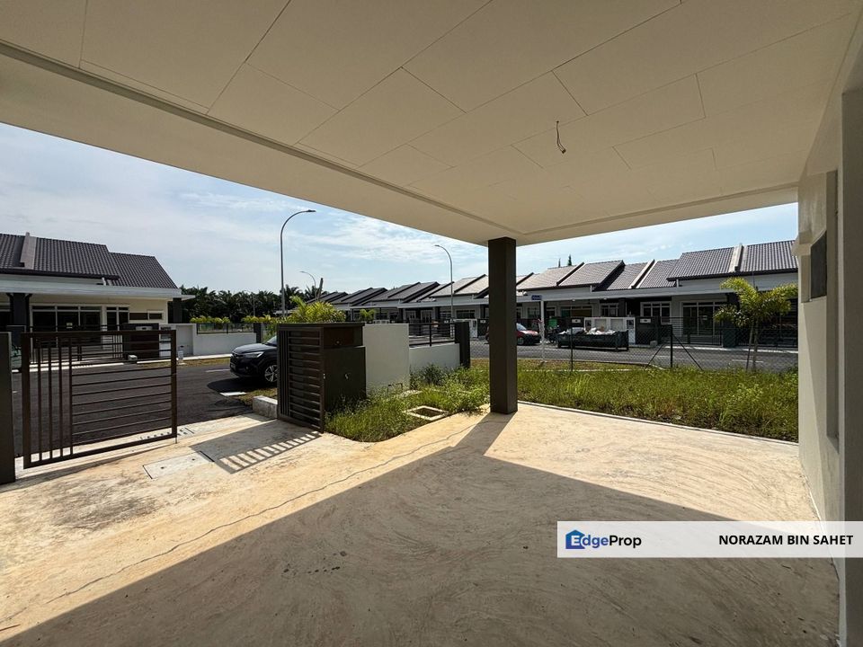 JENJAROM PERMAI JALAN DAMANSOR BANTING SELANGOR TERES SETINGKAT FOR SALE, Selangor, Jenjarom