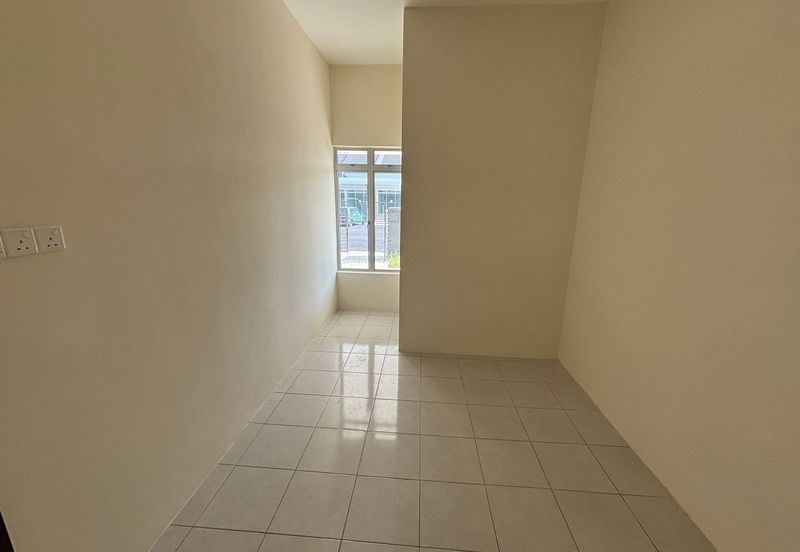 Taman Jenjarom Permai