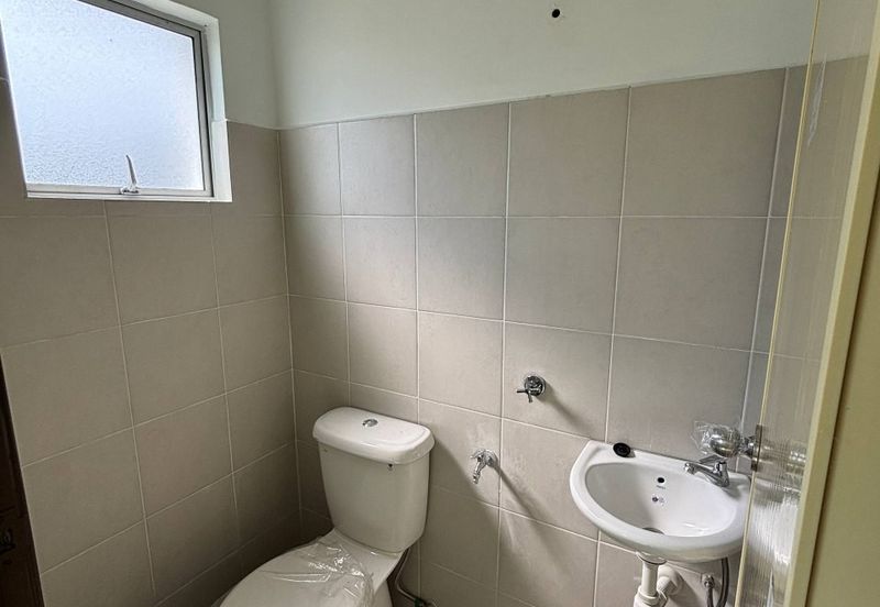 Taman Jenjarom Permai