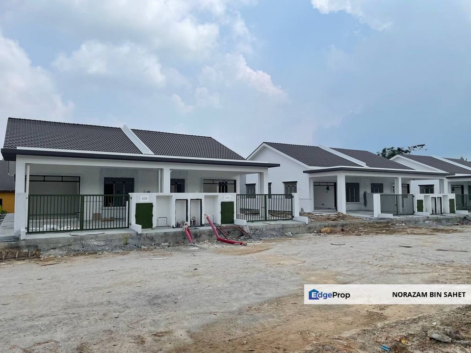 TAMAN DESA IDAMAN OLAK LEMPIT BANTING SELANGOR SINGLE STOREY SEMI D FOR SALE, Selangor, Banting