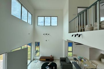 Pulau Indah ( Pulau Lumut )