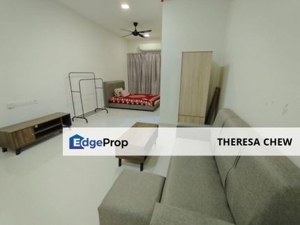 Partial Furnished Studio Near KLIA And Just Opposite A Shopping Mal, Selangor, Sepang