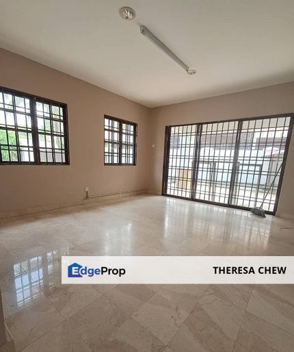 Bukit Istana Newly Painted and Well Maintained Bungalow, Selangor, Klang