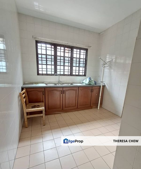 Bukit Istana Newly Painted and Well Maintained Bungalow, Selangor, Klang