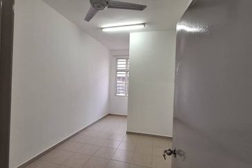 TAMAN SRI PINANG (LABU)