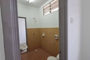 TAMAN SRI PINANG (LABU)