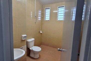 TAMAN SRI PINANG (LABU)