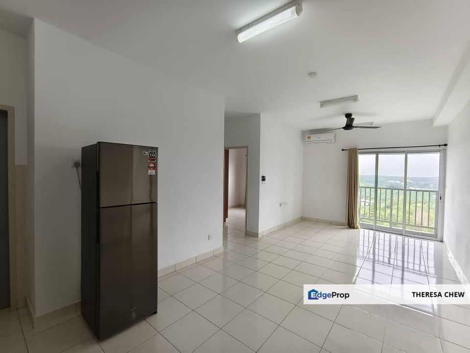Alanis Residence Well Maintained Freehold 3-Bedroom Apartment, Selangor, Sepang
