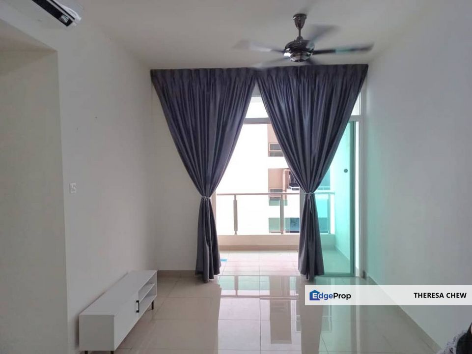 Mutiara Ville 3-Bedroom Condo With 2 Sidew By Side Parking, Selangor, Cyberjaya