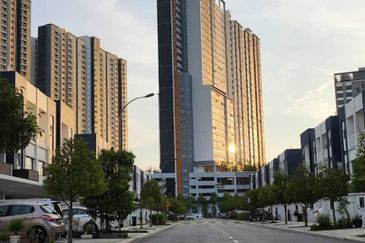 Ayden Townhouse Warisan Puteri