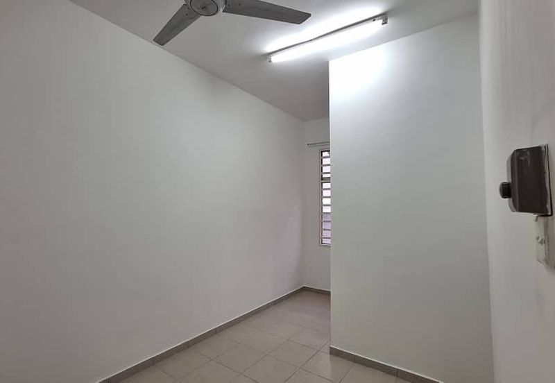 TAMAN SRI PINANG (LABU)