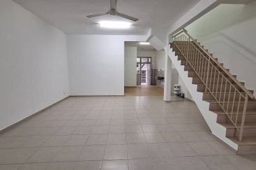 TAMAN SRI PINANG (LABU)