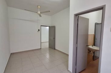 TAMAN SRI PINANG (LABU)